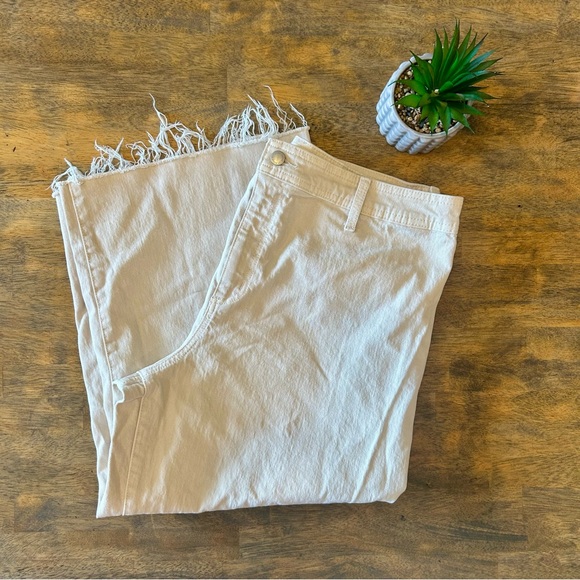 Wide Leg Cropped Jeans Women’s Size 16 white Raw Hem Denim Pants Y2K Minimalist - Picture 5 of 6